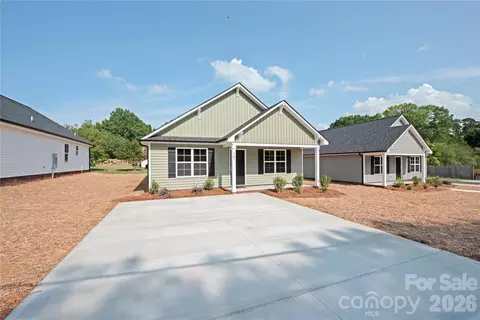 127 S Beaver St, Landis, NC 28088