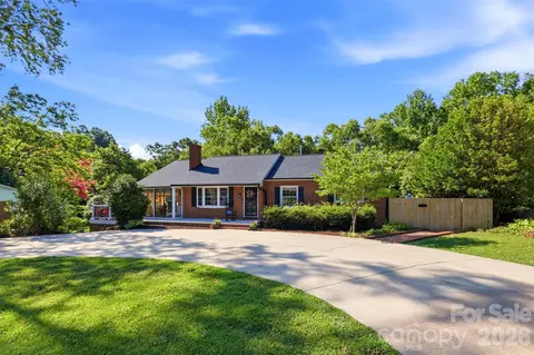 2201 Armstrong Park Dr, Gastonia, NC 28054