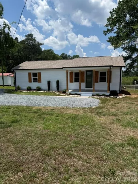 9697 Hwy 52 N Hwy N, Wadesboro, NC 28170