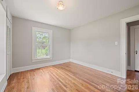 Bedroom - 3219 Us 70 E Hwy E, Morganton, NC 28655 photo 1 of 5