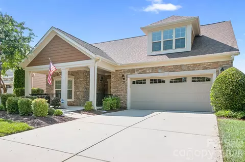 127 Brawley Point Cir, Mooresville, NC 28117