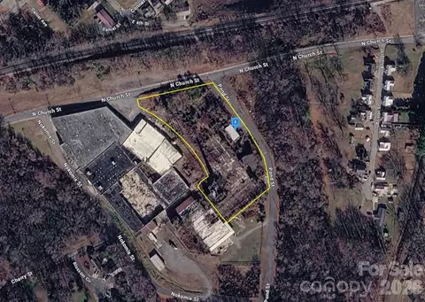 221 Pond St, Lexington, NC 27292