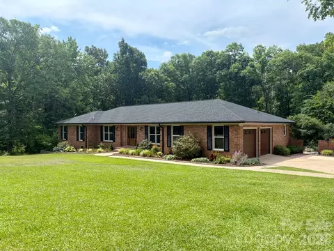 2930 Shandon Rd, Rock Hill, SC 29730