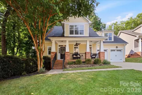 10323 Mina Ct, Charlotte, NC 28277