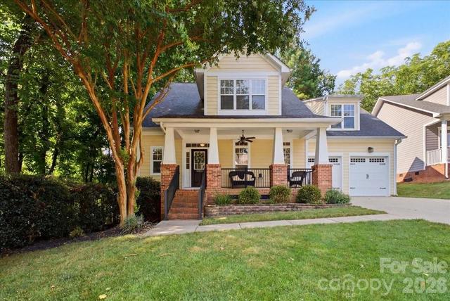 10323 Mina Ct, Charlotte, NC 28277