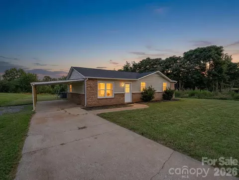 313 Harrill Rd, Forest City, NC 28043
