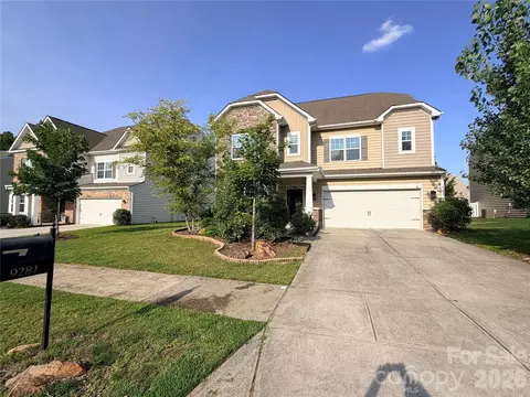 9281 Perseverance Dr, Harrisburg, NC 28075