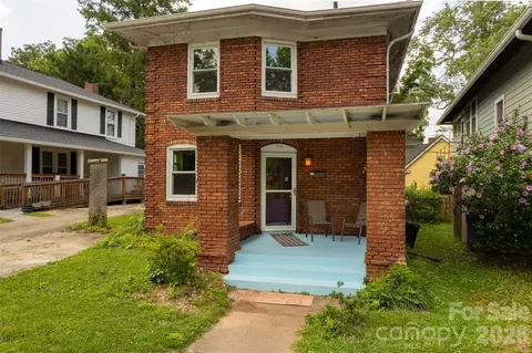 74 Arlington St, Asheville, NC 28801