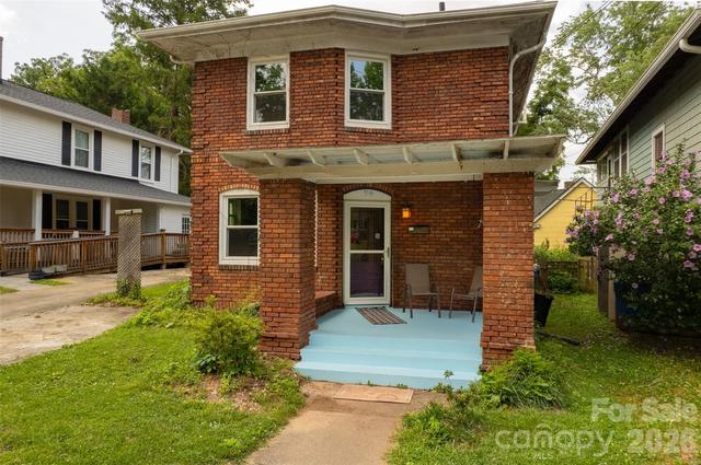 74 Arlington St, Asheville, NC 28801