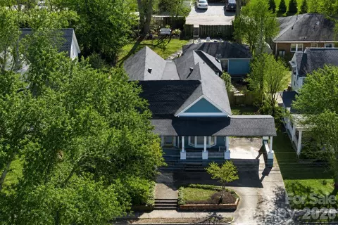 Exterior - 403 W Franklin St, Monroe, NC 28112 photo 11 of 12
