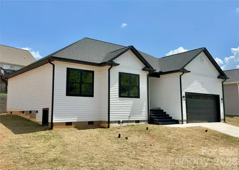 1204 Spring Time Sw Ct SW, Lenoir, NC 28645
