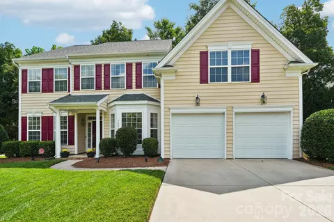 7809 Pinecroft Ct, Harrisburg, NC 28075