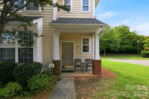 Exterior - 700 Shellstone Pl, Fort Mill, SC 29708 photo 2 of 4