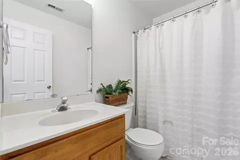 Bath - 700 Shellstone Pl, Fort Mill, SC 29708 photo 2 of 2
