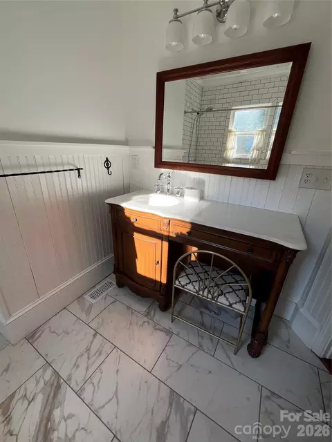 Bath - 1602 Griffith Rd, Monroe, NC 28112 photo 1 of 4