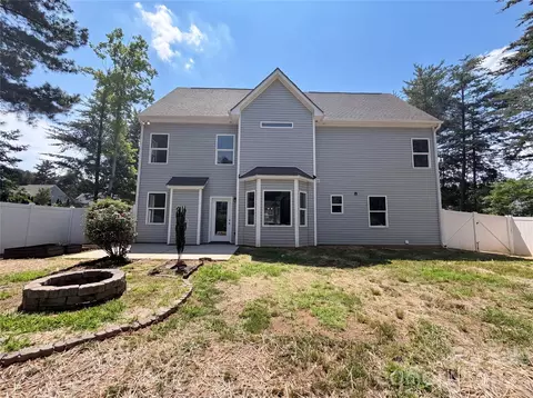 Exterior - 134 Windstone Dr, Troutman, NC 28166 photo 2 of 3