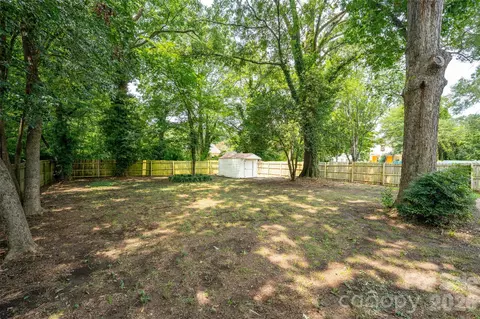 Exterior - 302 Maurice St, Monroe, NC 28112 photo 10 of 13