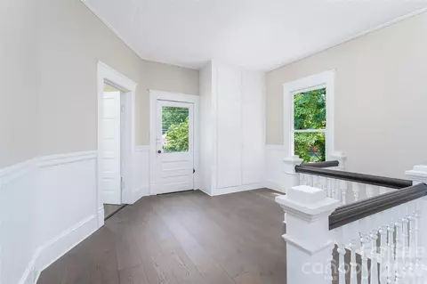 Entry Way - 302 Maurice St, Monroe, NC 28112 photo 4 of 5