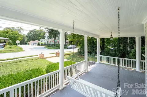 Exterior - 302 Maurice St, Monroe, NC 28112 photo 4 of 13