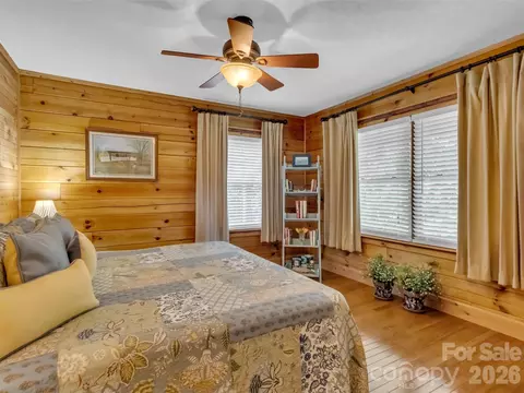Bedroom - 12 Signal Rdg, Sylva, NC 28779 photo 3 of 8