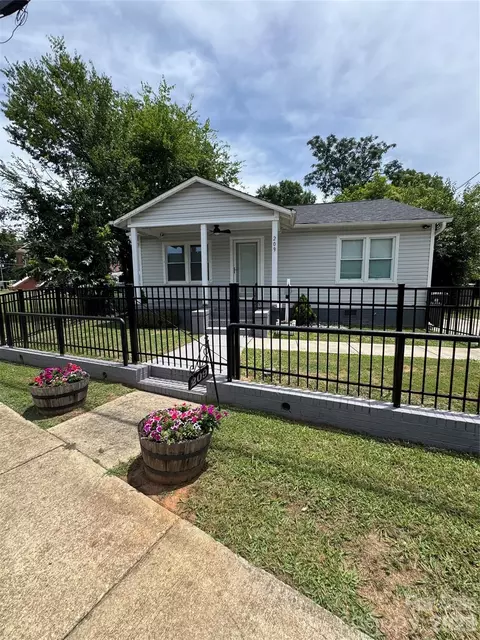 209 Pond St, Rock Hill, SC 29730
