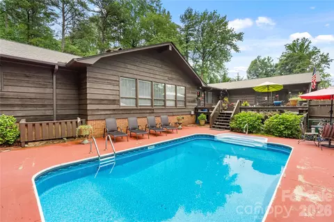 2915 Old Stage Rd, Gastonia, NC 28052