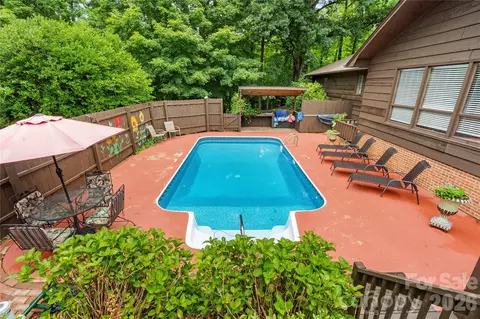 2915 Old Stage Rd, Gastonia, NC 28052