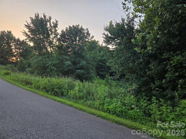 0 Stable Brook 15 Ln #15, Taylorsville, NC 28681