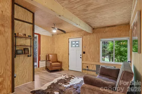 Living - 61 Bo Diddly Ln, Cedar Mountain, NC 28718 photo 1 of 1