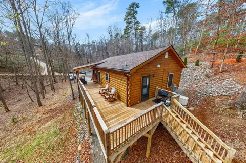 344 Wolf Trl, Lake Lure, NC 28746