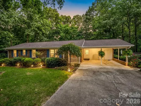 104 Dill Cir, Landrum, SC 29356