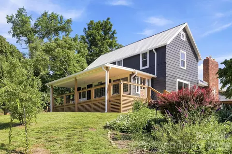 2252 Riceville Rd, Asheville, NC 28805