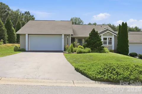 41 Cedarcliff Cir, Asheville, NC 28803