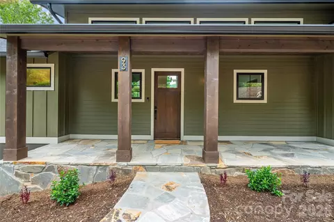 93 Village Pointe Ln, Asheville, NC 28803