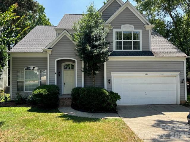 7533 Lady Bank Dr, Charlotte, NC 28269