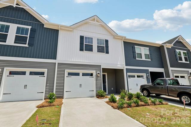3149 Ophelia Aly, Charlotte, NC 28213