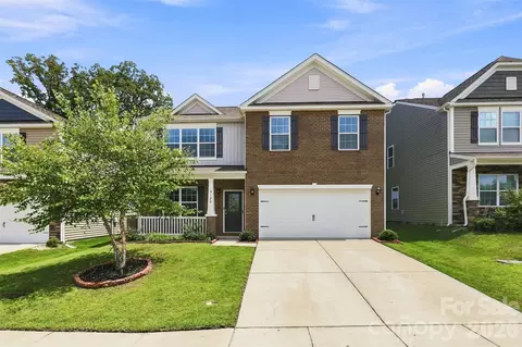 5120 Briscoe Dr, Charlotte, NC 28214