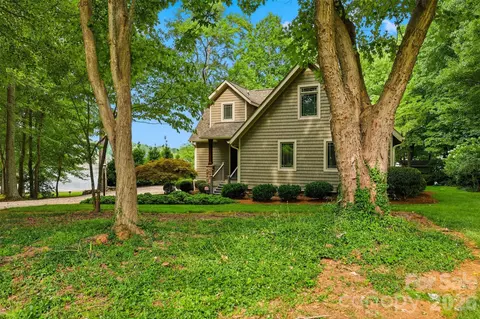 Exterior - 8445 Timberlake Ln, Terrell, NC 28682 photo 2 of 8