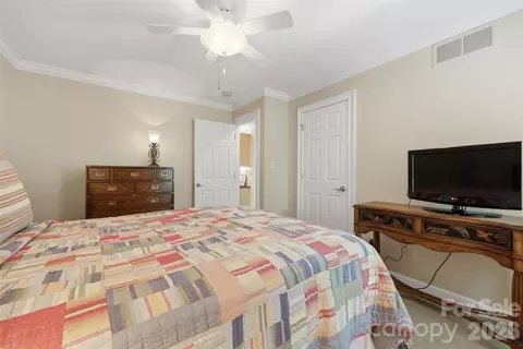 Bedroom - 8445 Timberlake Ln, Terrell, NC 28682 photo 4 of 7