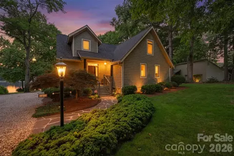 8445 Timberlake Ln, Terrell, NC 28682