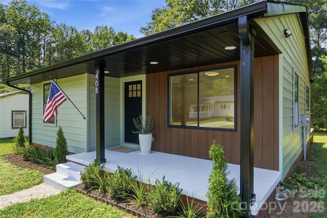 408 Rhyne St, Stanley, NC 28164
