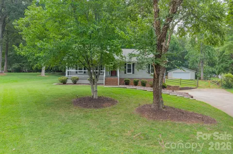 7400 Sample Rd, Huntersville, NC 28078