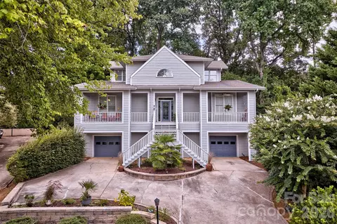 3 Mischief St, Lake Wylie, SC 29710