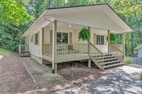 18 Mctindal Cir, Asheville, NC 28803