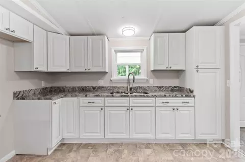Kitchen - 1882 Williams Cir, Lancaster, SC 29720 photo 1 of 1