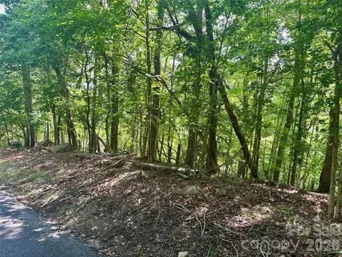 Crab Apple Court, Lake Lure, NC 28746