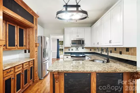 Kitchen - 7050 Mariners Ct, Fort Mill, SC 29708 photo 1 of 3