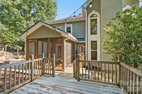 Exterior - 7050 Mariners Ct, Fort Mill, SC 29708 photo 7 of 10