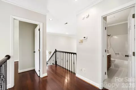 Entry Way - 7050 Mariners Ct, Fort Mill, SC 29708 photo 4 of 5