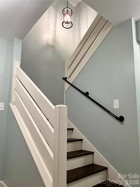 Entry Way - 1027 Tabor Rd, Olin, NC 28660 photo 1 of 1